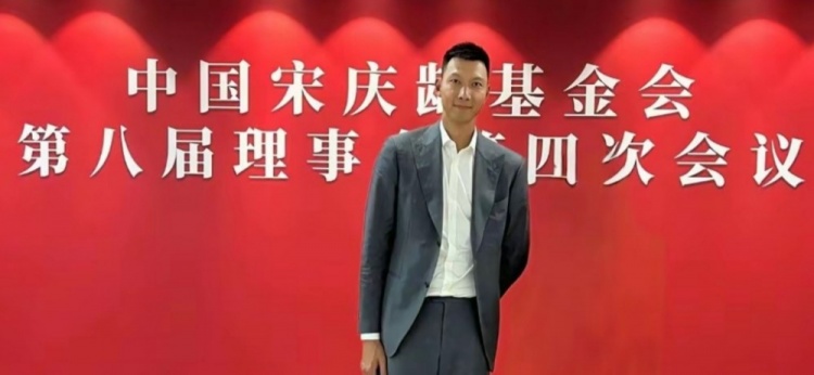  時(shí)隔5個(gè)月首次公開(kāi)露面！大河報(bào)：易建聯(lián)關(guān)聯(lián)公司成被執(zhí)行人