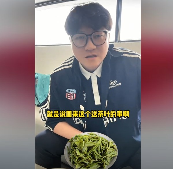  趙鵬：不太清楚賈秀全要球員買茶葉的段子，但這在現(xiàn)實中也正常