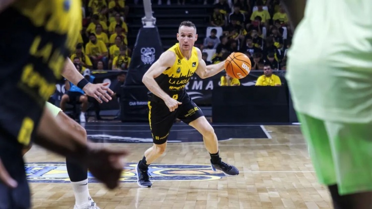  NBA初代老六，42歲進(jìn)入生涯巔峰？！