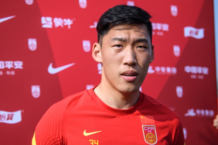  北青體育：朱辰杰是否以“面具人”形象出戰(zhàn)18強賽，仍需多方溝通