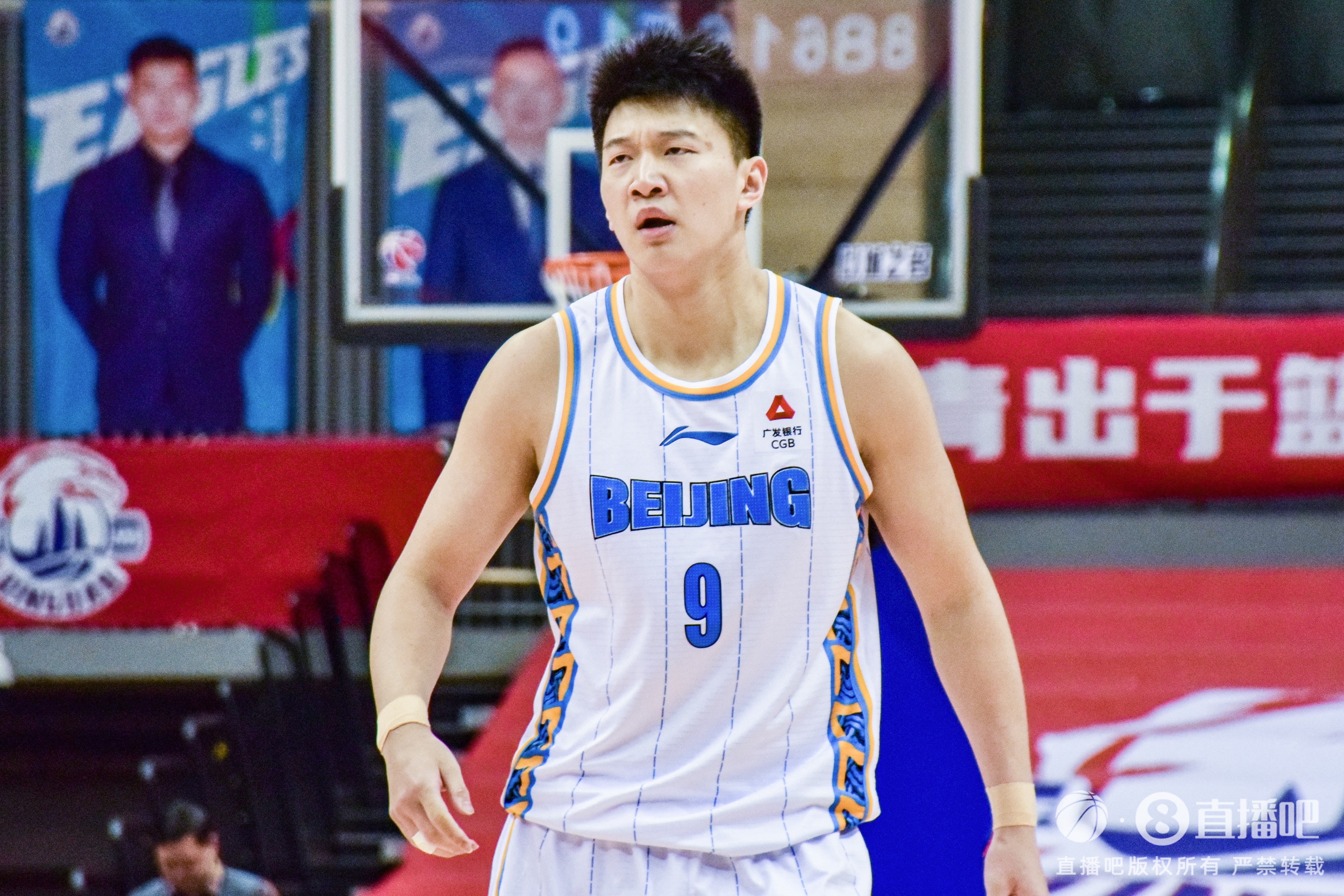  打得可以！雷蒙8中3拿10分2板1助1斷&次節(jié)單節(jié)8分 正負值+19