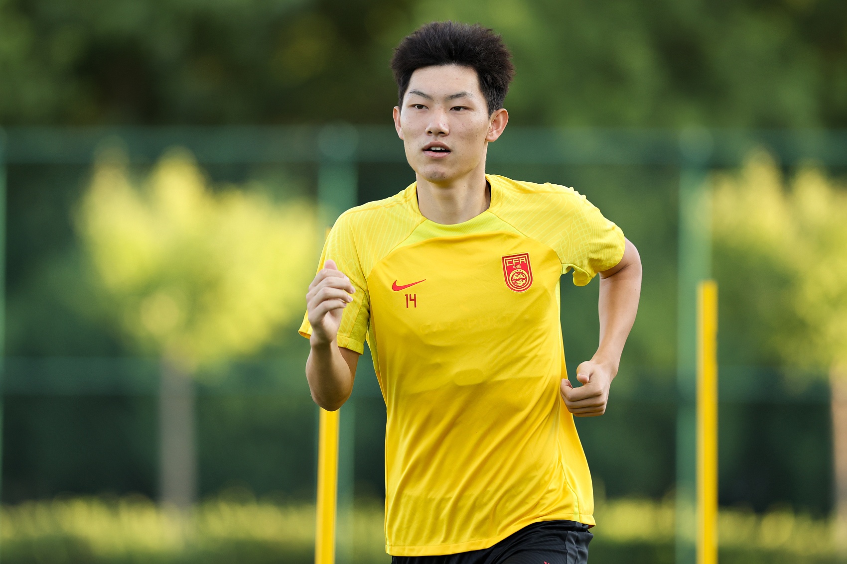  魯媒：泰山隊(duì)抵達(dá)梅州五外援齊整，四名國腳可出戰(zhàn)史松宸隨隊(duì)