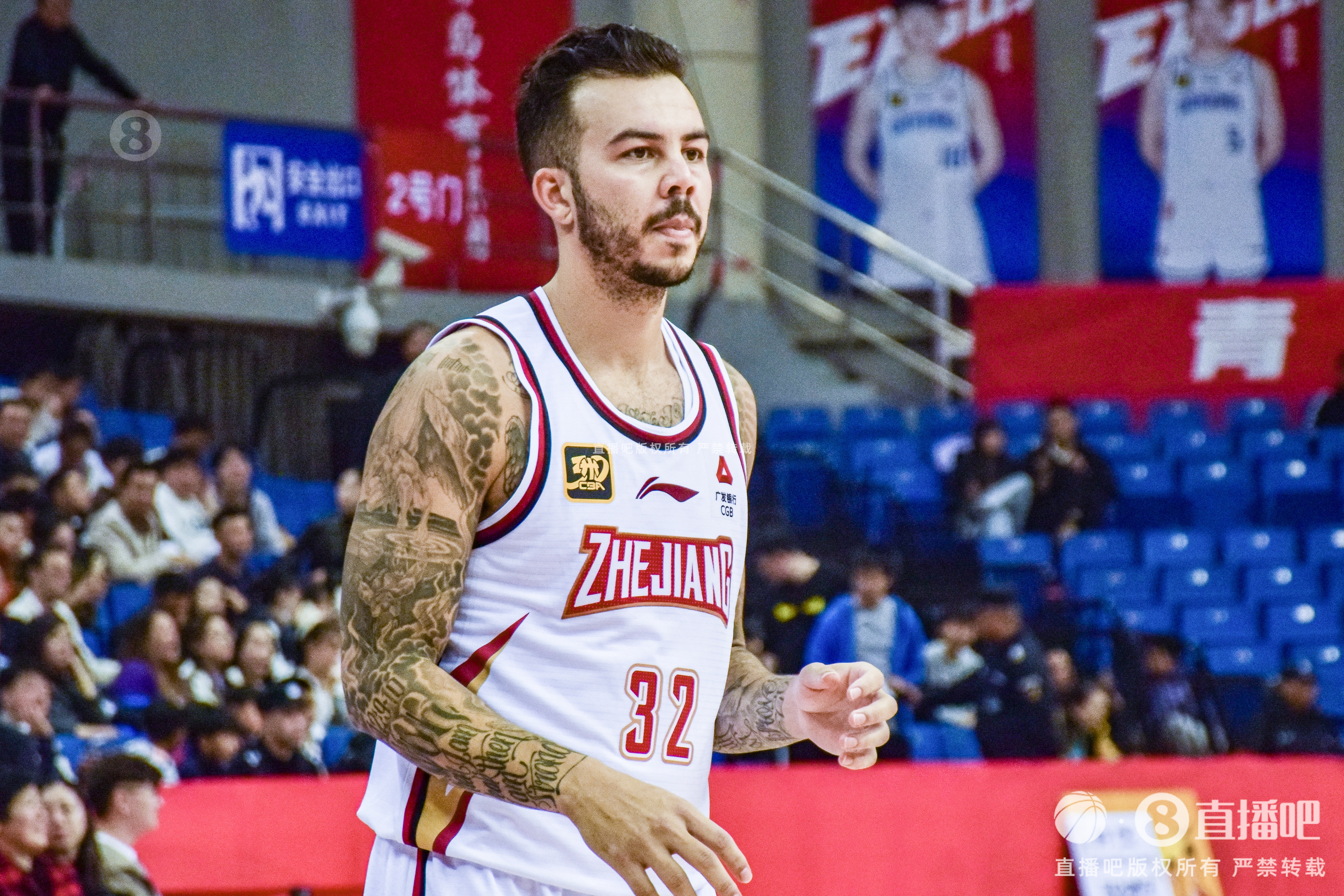  手感炸裂結(jié)果空砍！約克21中13&三分15中7空砍38分 另有6板8助