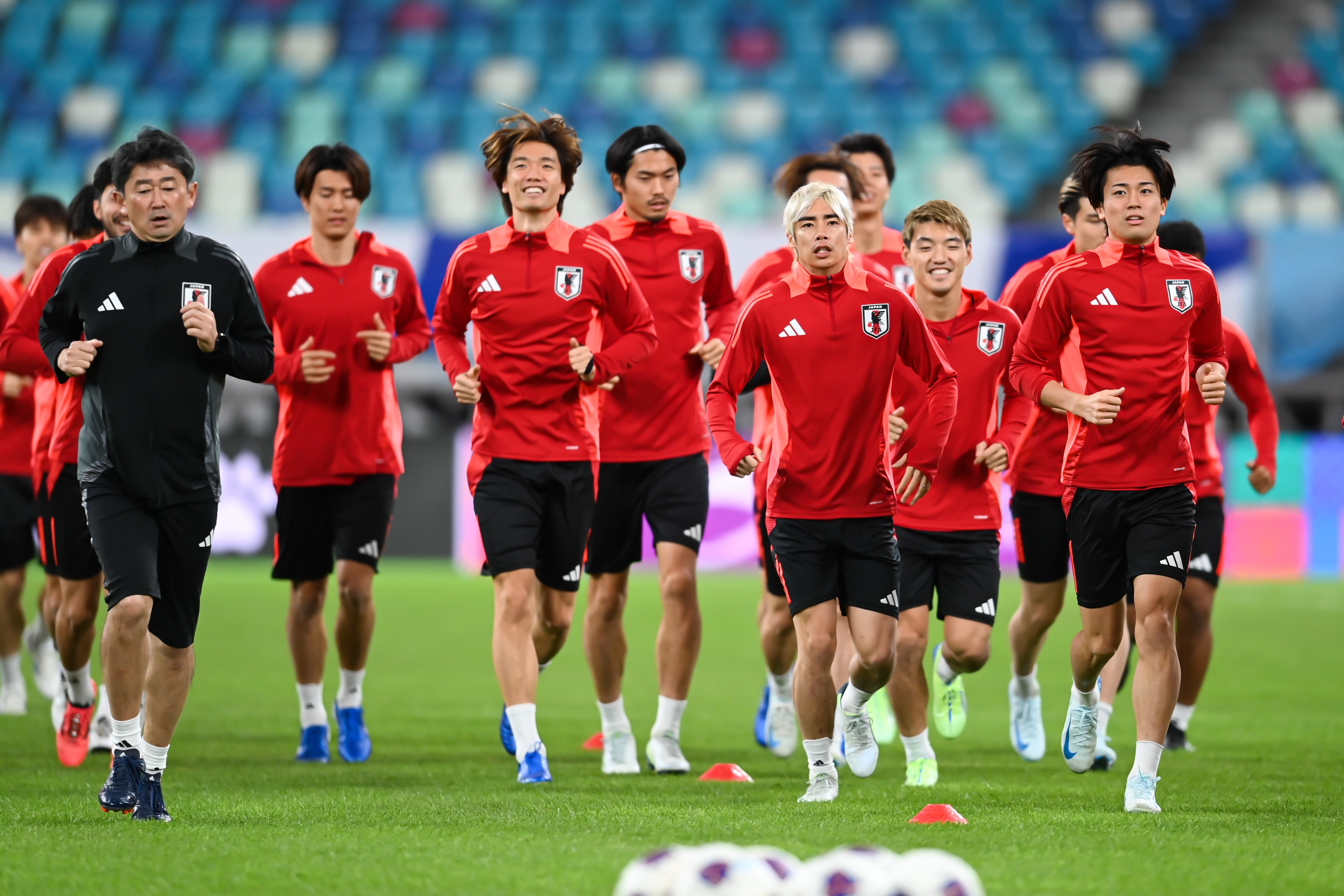  日媒：日本隊(duì)27人今日集結(jié)，除前田大然、長(zhǎng)友佑都外都參加了集訓(xùn)