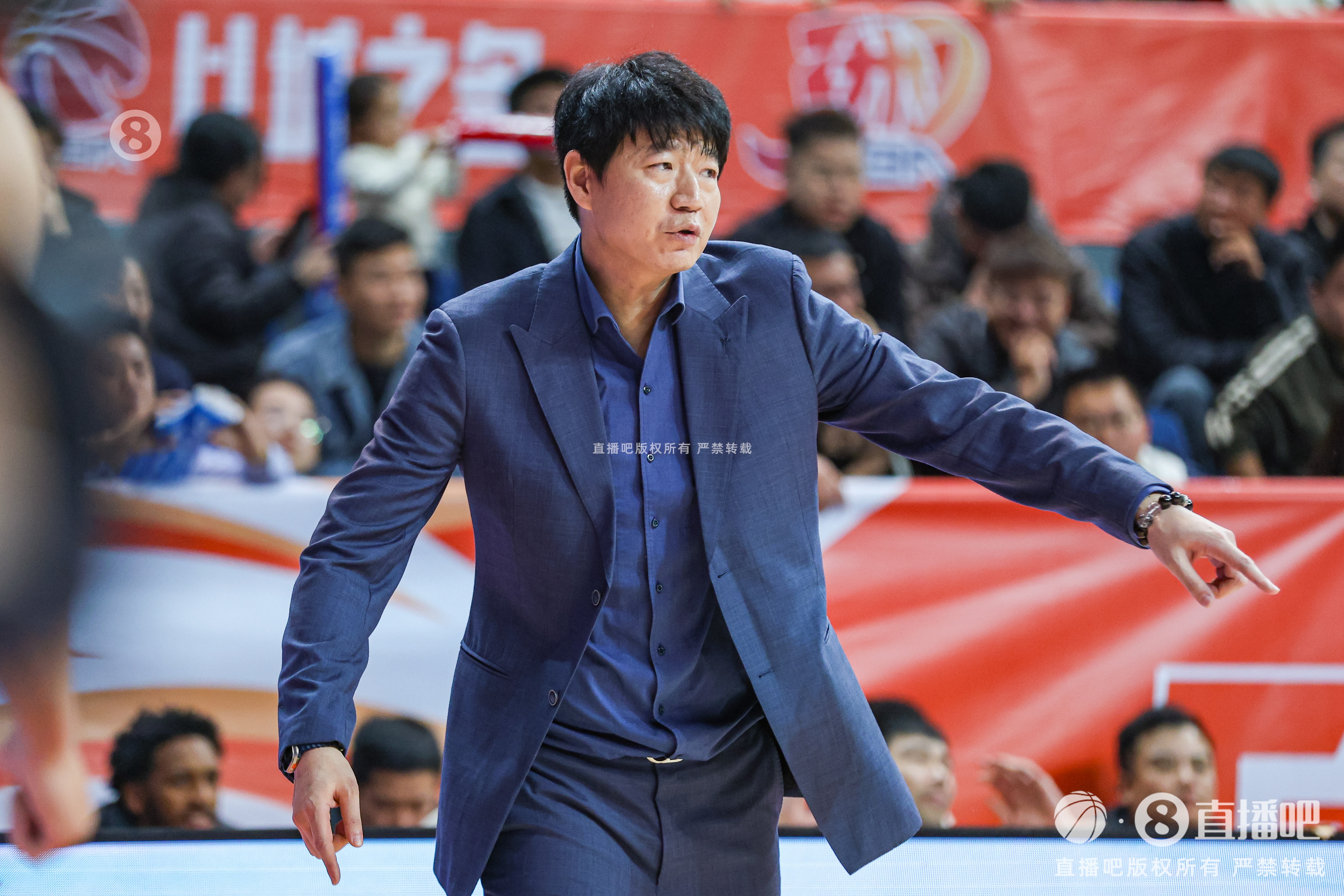  上賽季第15本賽季第6！媒體人：山東得改變必須要提到邱指導